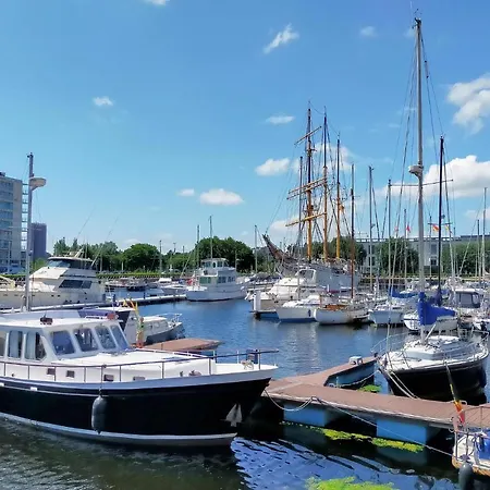 1 Bedroom Amazing In Ostend