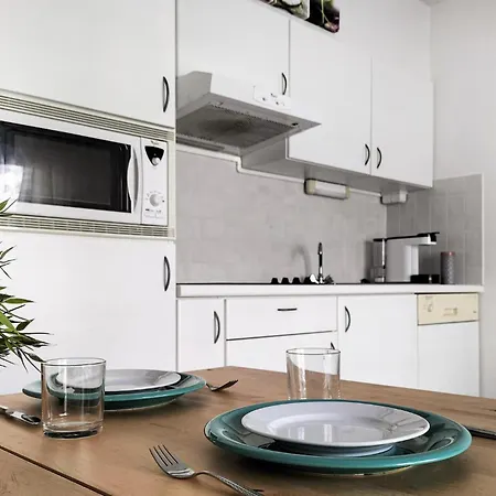 1 Bedroom Amazing In Apartamento Ostende